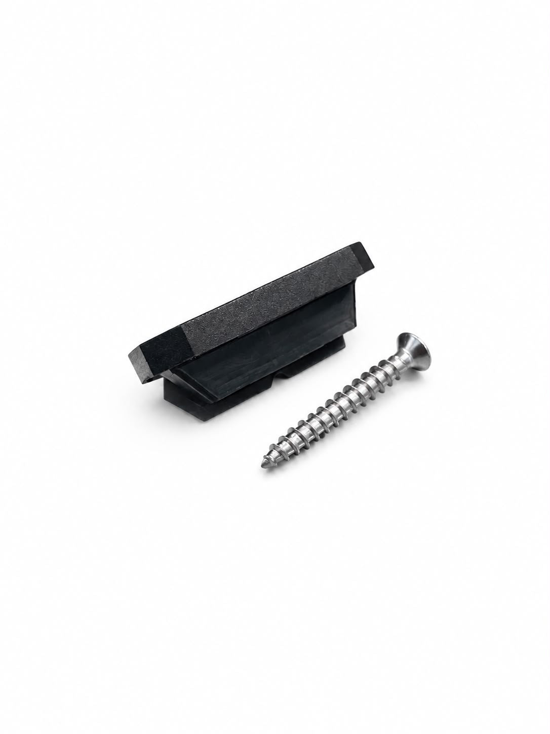 Decking Fixing Kit – 100 Clips & 100 Screws